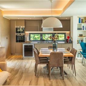4 bedroom villa with pool near Pula, sleeps 8